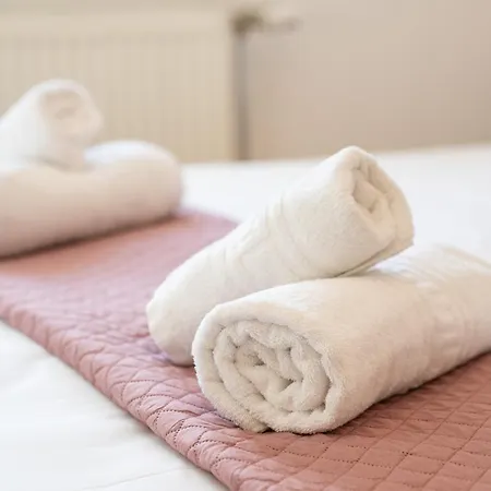 Jasmine - One Bedroom With Balcony